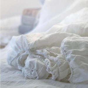 Majeste: Pure White Linen Fitted Sheet | Made in Europe