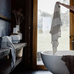 Bathroom: Hand Woven Linen Bath Towel | Natural
