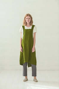 Kitchen Linen: Japanese Style Linen Apron - Moss