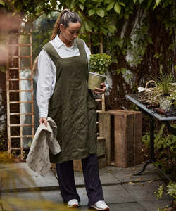 Cross Back Apron – Green Moss