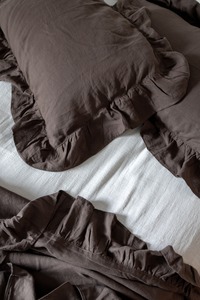 The Reverie Pillowcases – Cocoa Ruffle