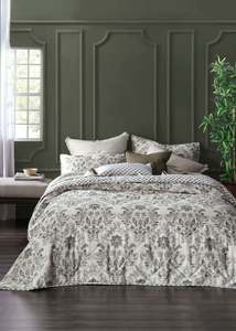Quick Order: Jovany Bedspread Set