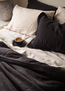 Made In Europe: Linen Duvet Cover | Onyx | Made in New Zealand