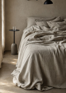 Kenshō Stonewashed Linen Bedcover | Oyster