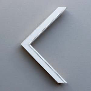 The Framing Workshop: White frame AI99204