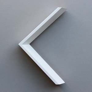 The Framing Workshop: White frame AI99805