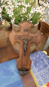 Wooden French crucifix