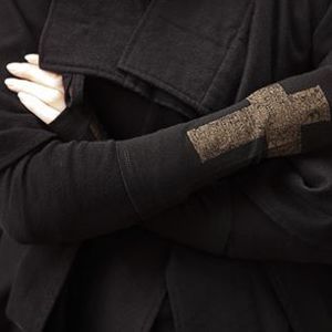 Nz: Fingerless Gloves by Kate Watts
