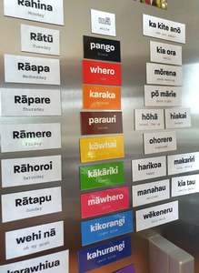 Nz: Te Reo Magnets
