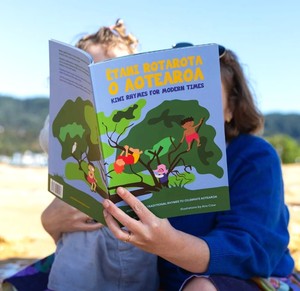 Kids: Ētahi Rotarota o Aotearoa / Kiwi Rhymes for Modern Times