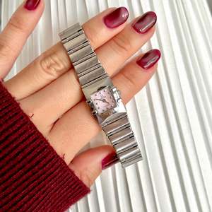Cocktail Classics: Omega Constellation Quadra Pink Mother of Pearl Dial Women's Watch