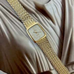 Omega Ladies Watches: Omega De Ville Gold Bracelet Women’s Watch