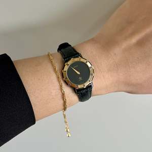 Leather Strap: Gucci 3200L Black Dial Women’s Watch