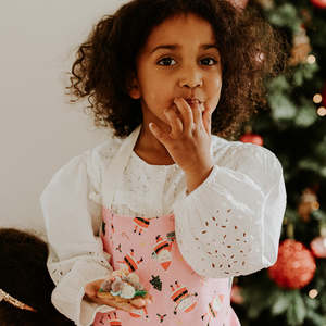 Frontpage: Kids Christmas Aprons