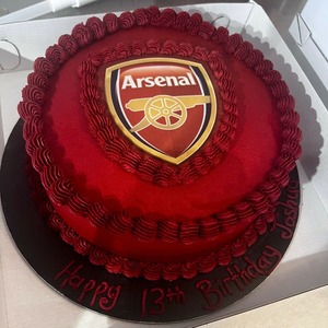 Arsenal Cake - The Girl on the Swing