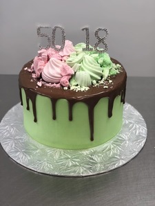Products: Smooth Green with Chocolate Drip and Pink / Green Meringues - The Girl on the Swing