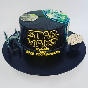 Star Wars Cake with Figurines - The Girl on the Swing