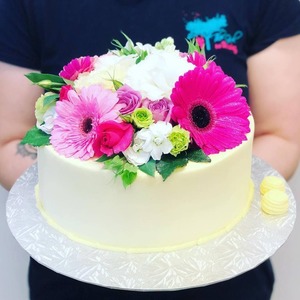 Products: Smooth Cream with Fresh Flowers - The Girl on the Swing