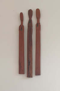 Small Sculpture: Pou iti - Anton Forde