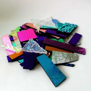 Products: Dichroic Off Cut Bag 90Coe – Glass Room