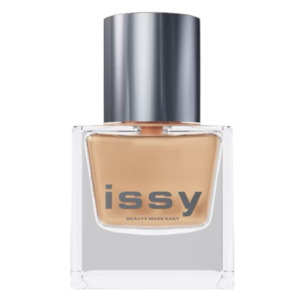 Makeup: Issy Active Foundation