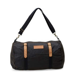 Countryoutfitters: Oilskin Weekender Bag