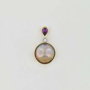 Pearl Jewellery: Freshwater Pearl, Diamond & Purple Sapphire 18ct Gold & Platinum Pendant