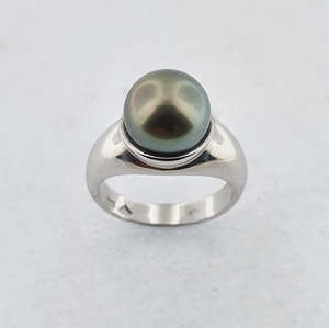 Tahitian Pearl 9ct Gold Ring