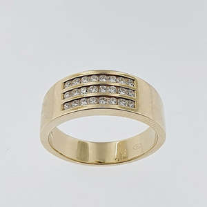 Diamond 9ct Gold Ring