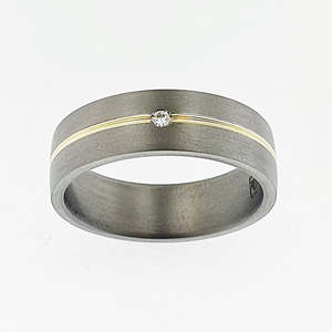 Gents Rings: Diamond 9ct Yellow Gold & Tantalum Ring