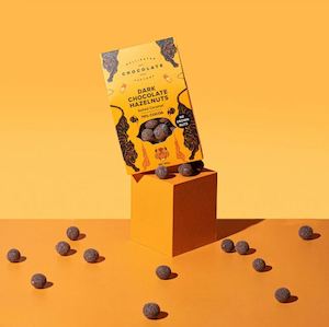 Medium Boxes: Dark Salted Caramel Hazelnuts 150g