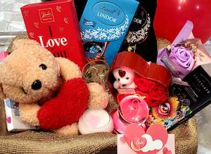 Fathers Day: Gourmet Delights Gift Box