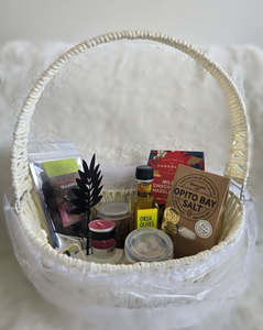 For Her: Kiwi Christmas Delights
