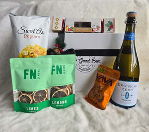 Medium Boxes: The Sparkling Snacker