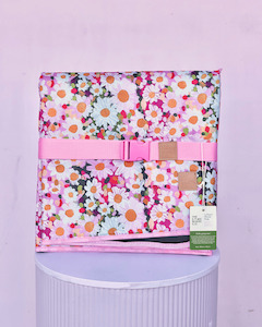 Handbags Lifestyle: Daisy Days Leisure Rug