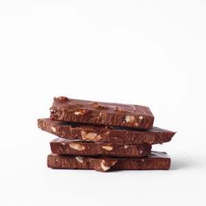 Honey Macadamia Milk Chocolate Bar - House of Chocolate