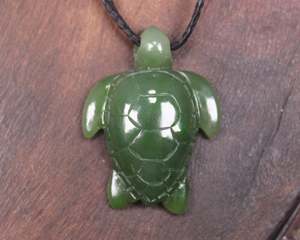 NZ Greenstone Small Turtle Pendant (BM695) Hapopo Pounamu