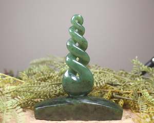 Pounamu Sculptures Touchstones: NZ Greenstone Twist Sculpture (BM781) Hapopo Pounamu