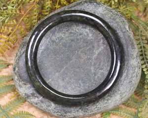 NZ Greenstone Bangle 68mm (BN246) Rimu Pounamu