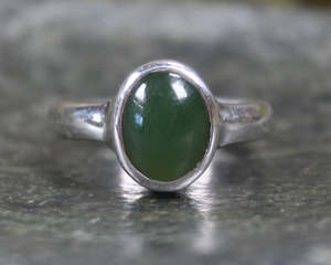 Rings: NZ Greenstone Sterling Silver S7 (AZ523) Kawakawa Pounamu