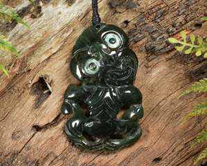 Hei Tiki: NZ Greenstone Medium Hei Tiki Pendant (BM065) Tangiwai Pounamu