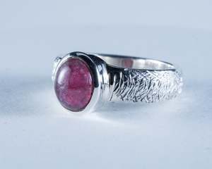 Pink Tourmaline Sterling Silver Ring Size 6 (S626)