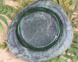Greenstone Bangles: NZ Greenstone Bangle 65mm (BA130) Hapopo Pounamu