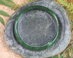 NZ Greenstone Bangle 66mm (BA132) Kawakawa Pounamu