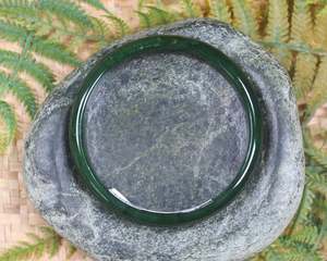 Greenstone Bangles: NZ Greenstone Bangle 68mm (BA144) Kawakawa Pounamu