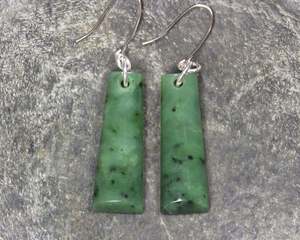 NZ Greenstone Small Toki Earrings (BM063) Hapopo Pounamu
