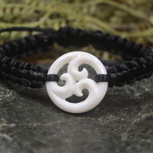 Bone Adjustable Cord Koru Bracelet (BN515)