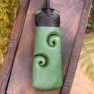 NZ Greenstone XLarge Toki with Koru Pendant (BN388) Hapopo Pounamu