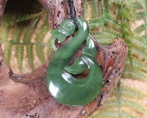 NZ Greenstone Large Manaia Pendant (AT182) Hapopo Pounamu