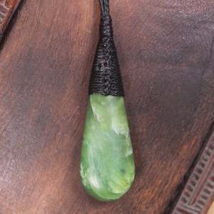 NZ Greenstone Small Roimata Pendant (BP269) Hapopo Pounamu